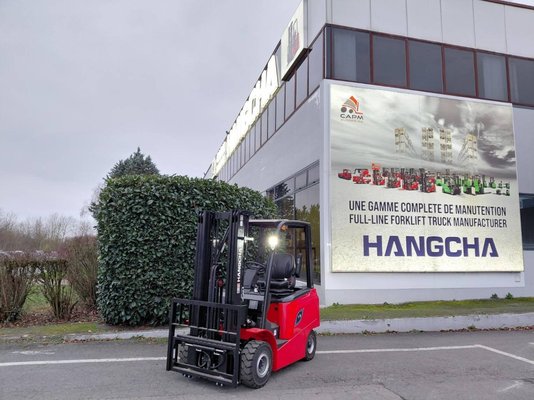 Chariot élévateur frontal 4 roues - AE15