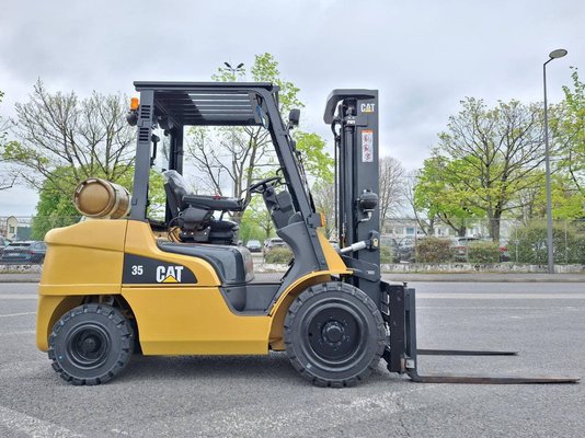 Chariot élévateur frontal 4 roues Caterpillar GP35 NTD