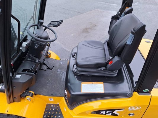 Chariot élévateur frontal 4 roues Hangcha XE35i (CPD35-XEY2-SI)