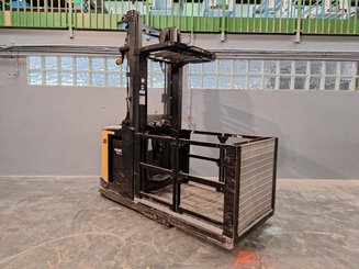 Préparateur de commandes à nacelle élevable Caterpillar NOH10N