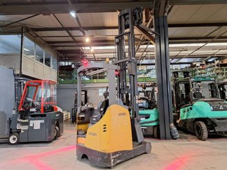 Chariot à mât rétractable Crown ESR5260-1.4