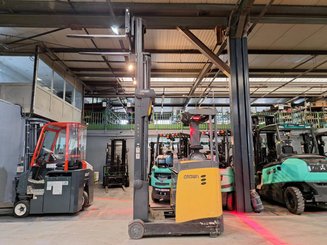 Chariot à mât rétractable Crown ESR5260-1.4