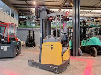 Chariot à mât rétractable Crown ESR5260-1.4