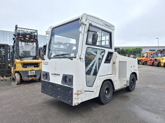 Tracteur de remorquage Charlatte TG225