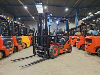 Chariot élévateur frontal 4 roues Hangcha XF25G-2