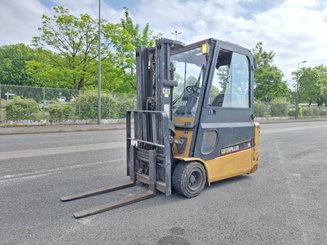 Chariot élévateur frontal 3 roues Caterpillar EP20KT