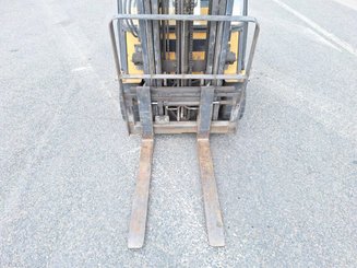 Chariot élévateur frontal 3 roues Caterpillar EP20KT