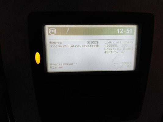 Préparateur de commandes à nacelle élevable Caterpillar NOH10N