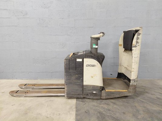 Transpalette porté debout Crown WT3040 2.00