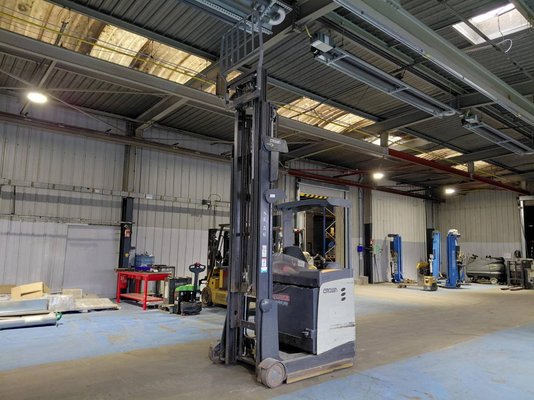 Chariot à mât rétractable Crown ESR5260-1.4