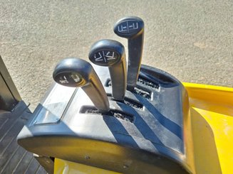 Chariot élévateur frontal 3 roues Yale ERP20 ATF