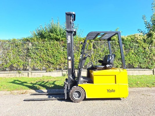 Chariot élévateur frontal 3 roues Yale ERP20 ATF