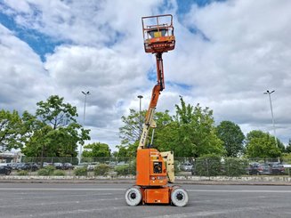 Nacelle articulée JLG E300AJP