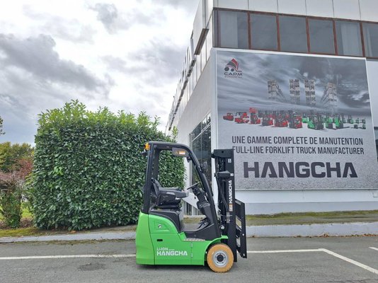 Chariot élévateur frontal 3 roues Hangcha XC3-18i (CPDS18-XCC2G-SI)