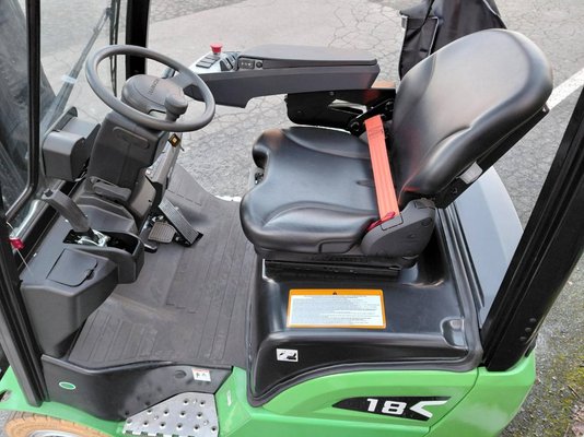 Chariot élévateur frontal 3 roues Hangcha XC3-18i (CPDS18-XCC2G-SI)