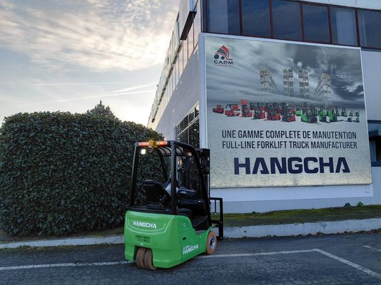 Chariot élévateur frontal 3 roues Hangcha XC3-18i (CPDS18-XCC2G-SI)