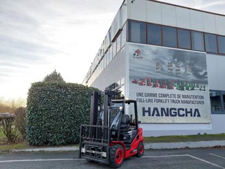 Chariot élévateur frontal 4 roues Hangcha XF35G-2 (CPYD35-X2H21F1)