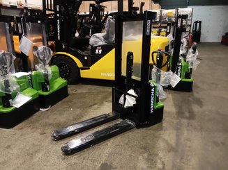 Gerbeur accompagnant Hangcha CDD12-A2MC2-ISZ