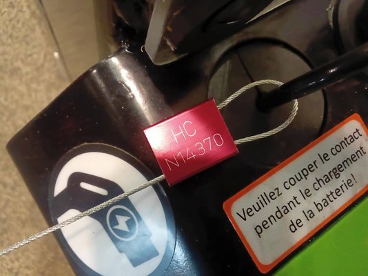 Gerbeur accompagnant Hangcha CDD12-A2MC2-ISZ