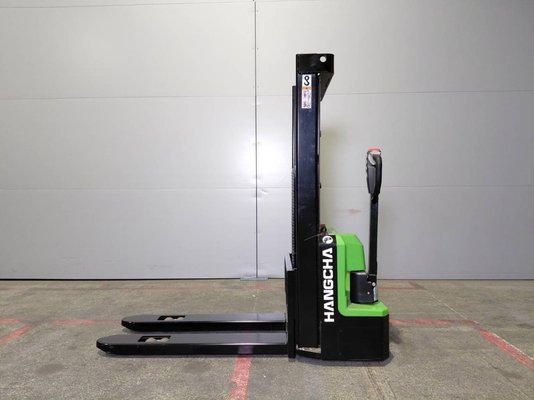 Gerbeur accompagnant Hangcha CDD12-A2MC2-ISZ