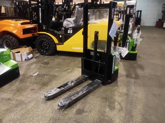 Gerbeur accompagnant Hangcha CDD12-A2MC2-ISZ