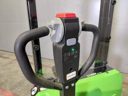 Gerbeur accompagnant Hangcha CDD12-A2MC2-ISZ