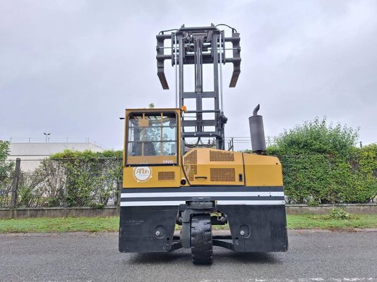 Chariot élévateur latéral multidirectionnel Combilift C8000-15
