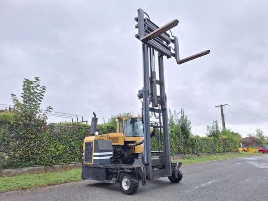 Chariot élévateur latéral multidirectionnel Combilift C8000-15
