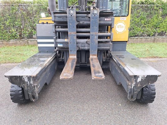 Chariot élévateur latéral multidirectionnel Combilift C8000-15