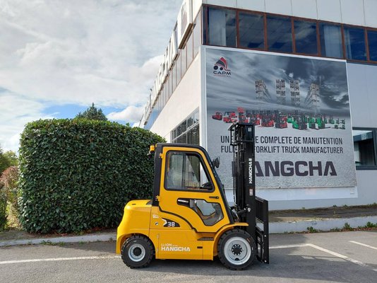Chariot élévateur frontal 4 roues Hangcha XE38i