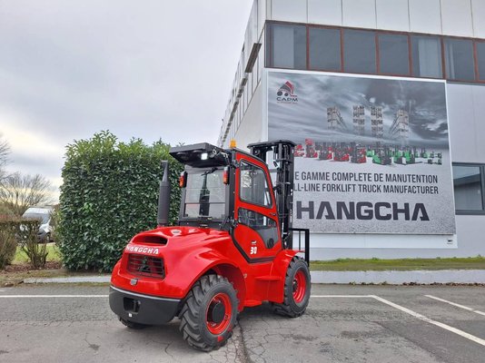 Chariot élévateur tout terrain Hangcha TT30-4
