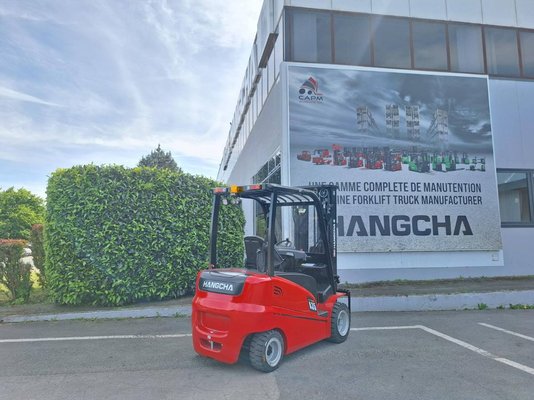 Chariot élévateur frontal 4 roues Hangcha A4W35