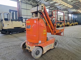 Nacelle à mât vertical JLG TOUCAN 8E
