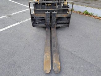 Chariot élévateur frontal 4 roues Caterpillar GC55K