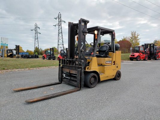 Chariot élévateur frontal 4 roues Caterpillar GC55K