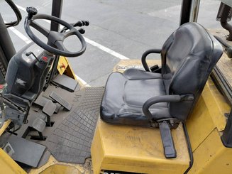 Chariot élévateur frontal 4 roues Caterpillar GC55K