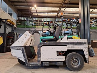 Tracteur de remorquage Spykstaal 306