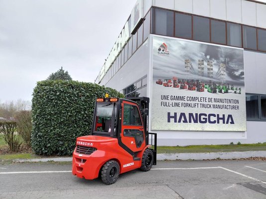 Chariot élévateur frontal 4 roues Hangcha XF35D-2 (CPCD35-X2H7F1)