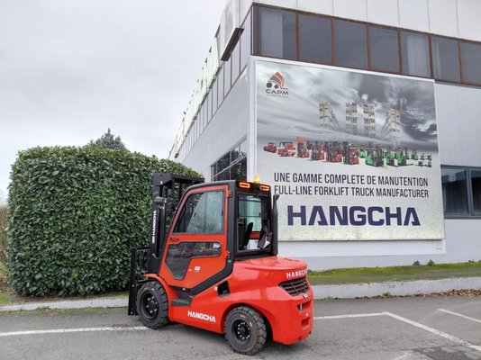Chariot élévateur frontal 4 roues Hangcha XF35D-2 (CPCD35-X2H7F1)