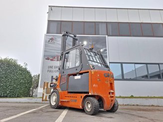 Chariot élévateur frontal 4 roues Carer Z70H