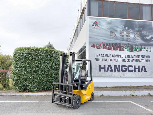 Chariot élévateur frontal 4 roues Hangcha XE18i