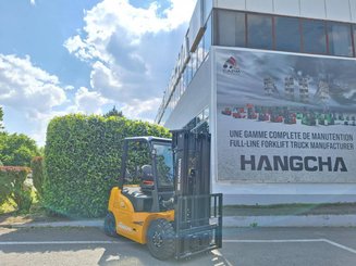 Chariot élévateur frontal 4 roues Hangcha XE25i