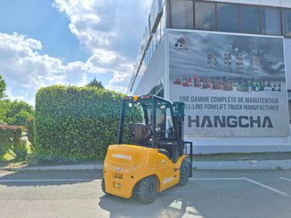 Chariot élévateur frontal 4 roues Hangcha XE25i