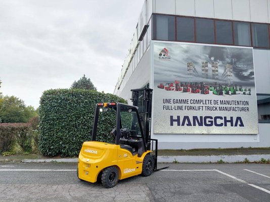 Chariot élévateur frontal 4 roues Hangcha XE25i
