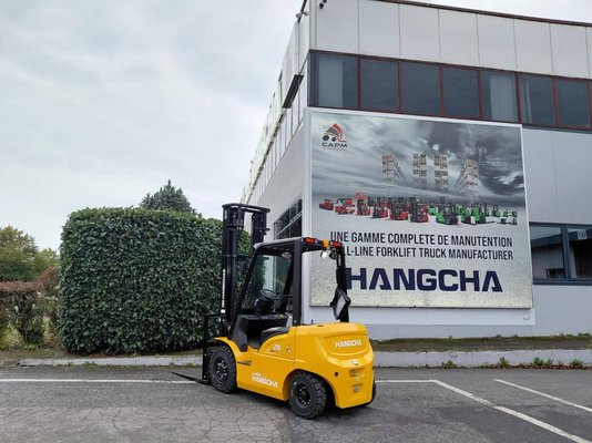 Chariot élévateur frontal 4 roues Hangcha XE25i