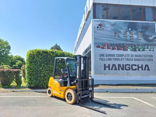 Chariot élévateur frontal 4 roues Hangcha XE25i