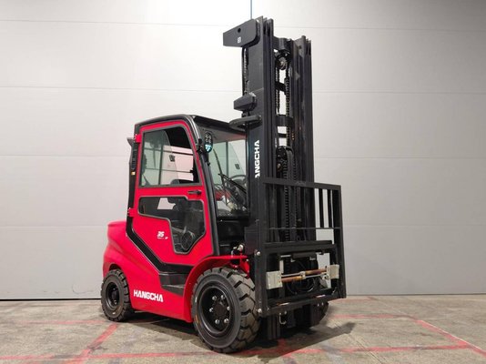 Chariot élévateur frontal 4 roues Hangcha XF35D-2 (CPCD35-X2H7F1)