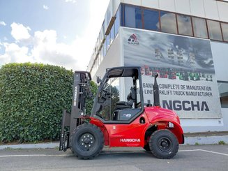 Chariot élévateur tout terrain Hangcha TT25-2 (CPCD25-X2W98E-RT2)