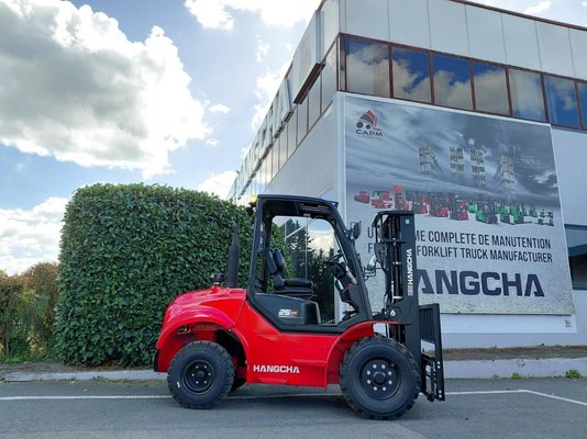 Chariot élévateur tout terrain Hangcha TT25-2 (CPCD25-X2W98E-RT2)