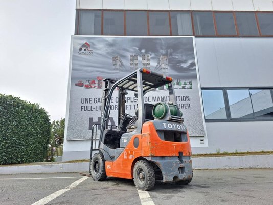 Chariot élévateur frontal 4 roues Toyota 028 FGF 15